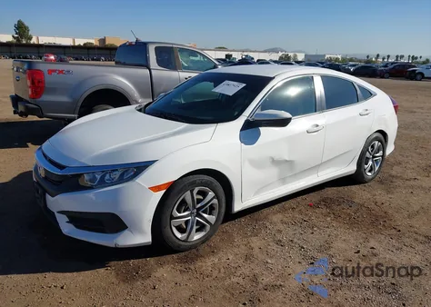 2016 Honda Civic Lx z USA, uszkodzony, nr VIN 19XFC2F54GE247703